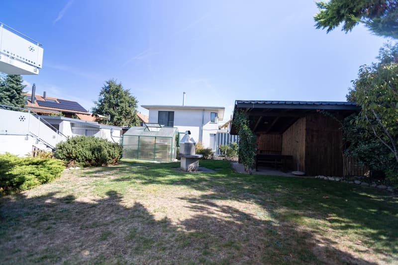 Familienfreundliche 4.5-Zimmer-Wohnung in Müntschemier (24)