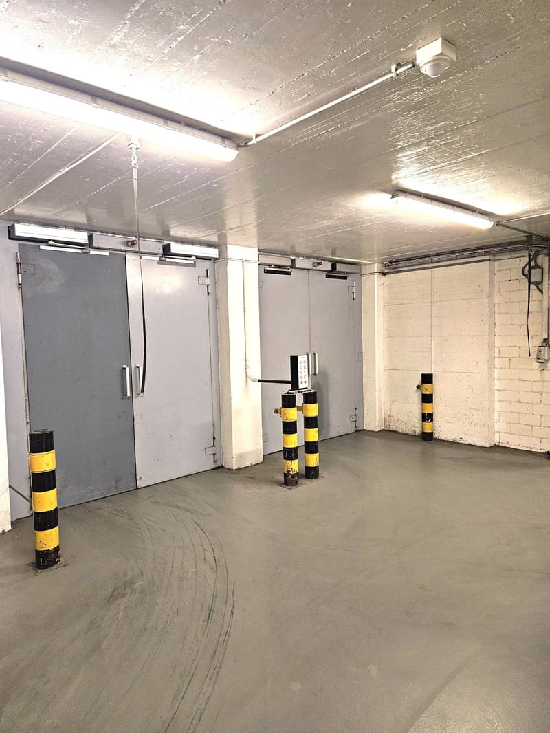 Vielseitige Lagerfläche in Utzenstorf zu vermieten  (470 - 2250m2) (6)