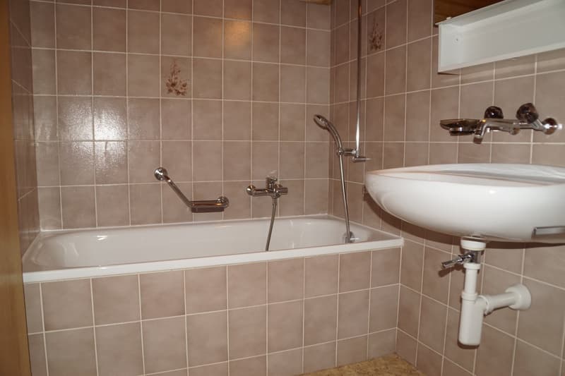 Zu vermieten 2.5 Zimmerwohnung mit Galerie in Wiedlisbach (10)