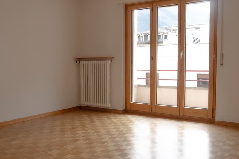 Zentral gelegene 3.5-Zimmer-Wohnung mit Charme (3)