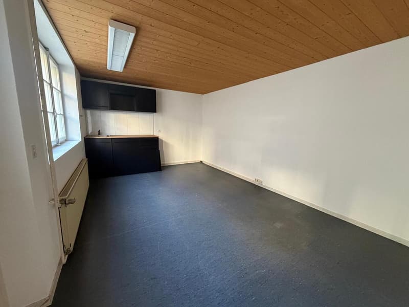 Aufenthaltsraum / separates Büro