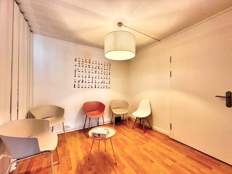 Administratif/Bureau 1 pièce 17 m2 à Lausanne (2)
