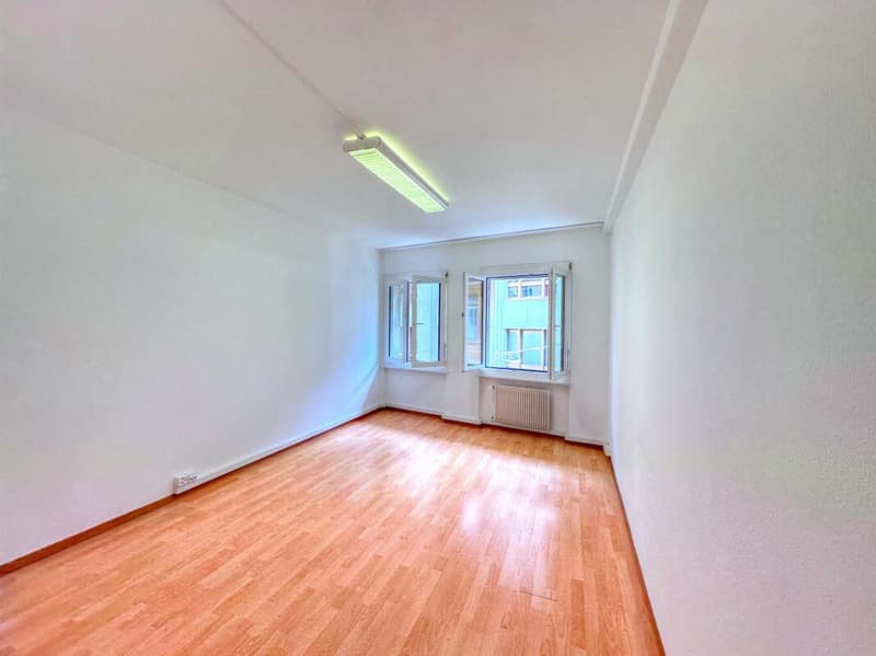 Administratif/Bureau 1 pièce 17 m2 à Lausanne (5)