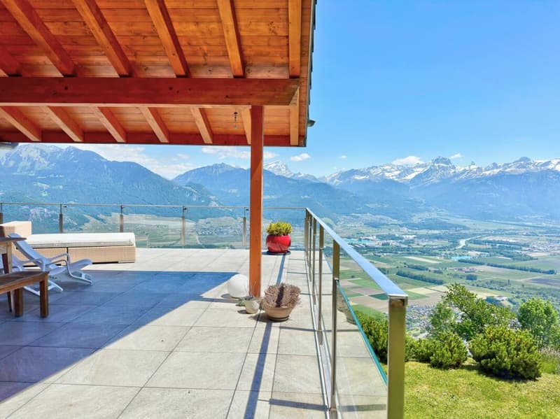 Un balcon sur la plaine (1)