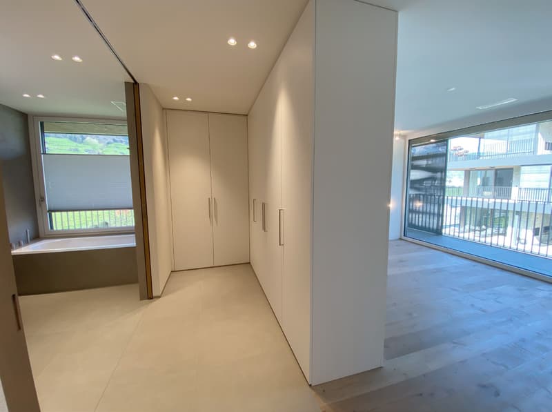 Exklusive 5 1/2-Zimmer-Wohnung mit Bergpanorama in Stans (7)