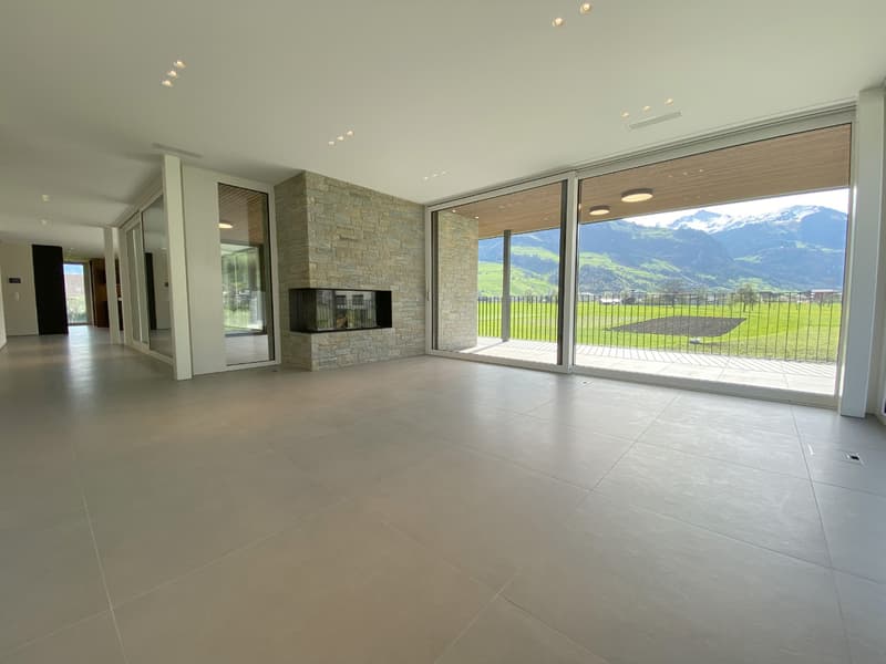 Exklusive 5 1/2-Zimmer-Wohnung mit Bergpanorama in Stans (4)