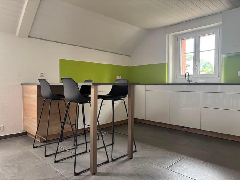 Superbe appartement en attique de 144 m² – Entièrement rénové (1)