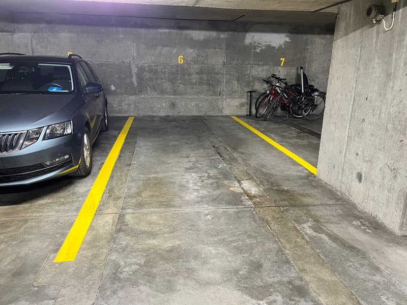 Einstellhalle Beispiel Parkplatz