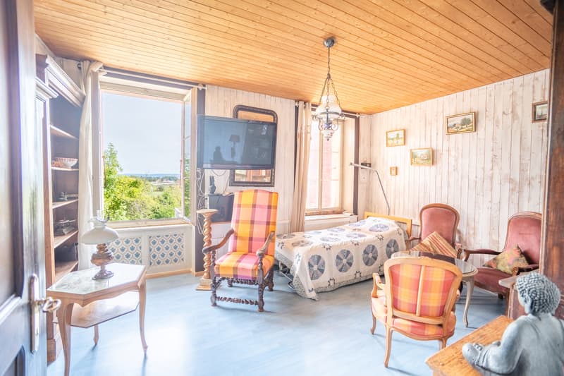 Maison familiale spacieuse - un bien à fort potentiel à rénover (4)