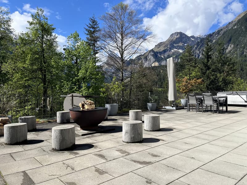 Charmante 3-Zimmer-Wohnung in Kandersteg – Renoviert und idyllisch gelegen (1)