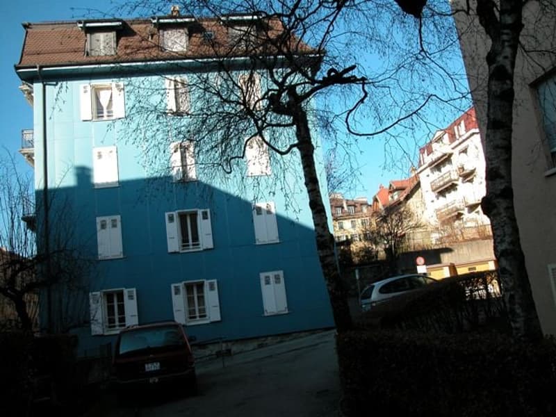 Grand appartement de 2,5 pièces avec balcon et vue panoramique (1)