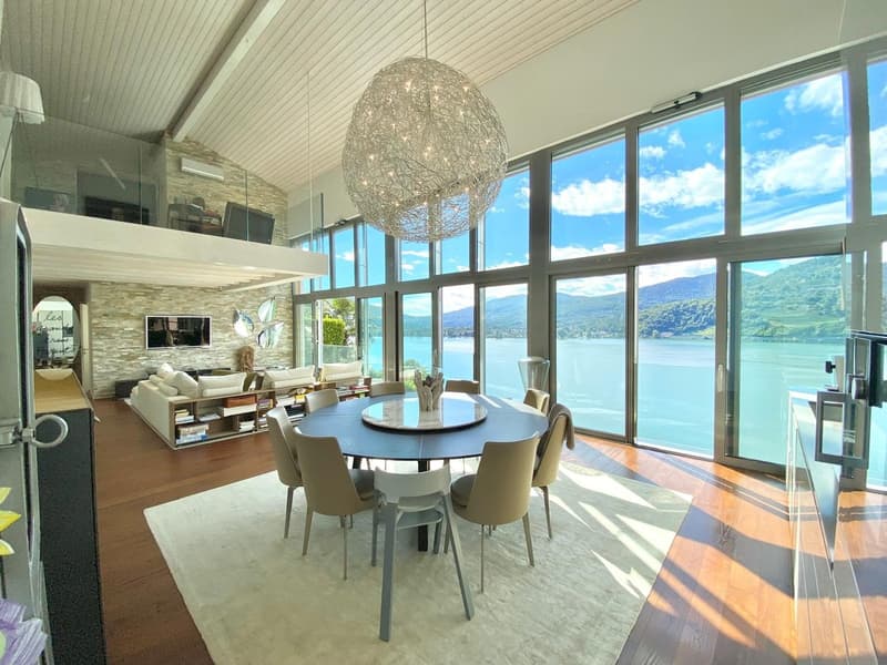 Lofty modern home with breathtaking lake views (5)