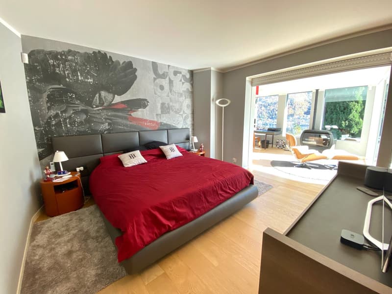 Stylish villa with private Spa & pool overlooking the lake (7)