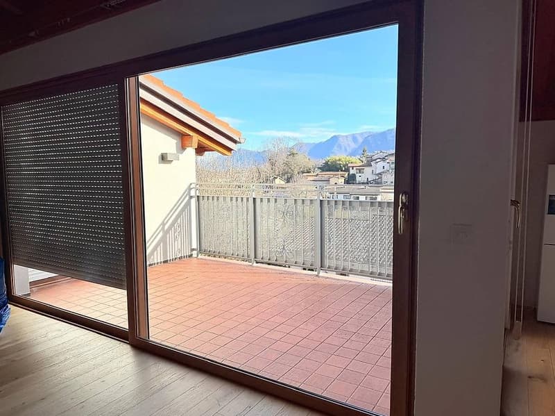 Agno / Cassina D'Agno ampia villa unifamiliare con piscina (6)