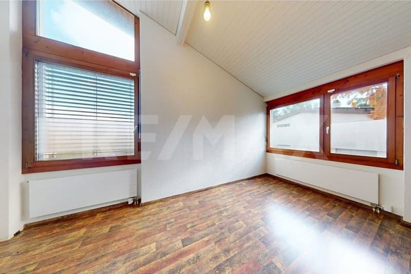 Ein Haus, das überrascht  entdecken Sie dieses charmante Raumwunder in Mörigen! (12)