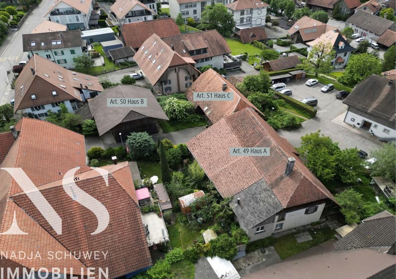 Neues Wohnen im alten Dorfkern - 3.5 Zimmer Wohnung 1. OG (3)