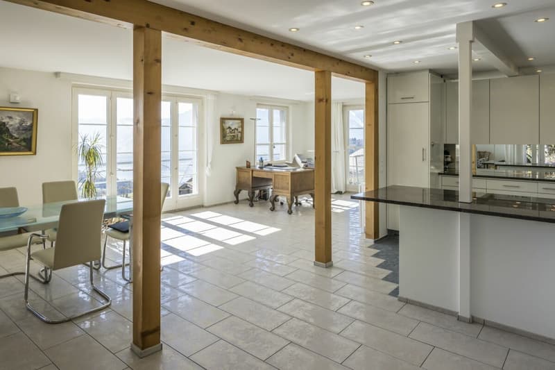 GROSSEN IMMOBILIEN - Charmantes Chalet mit See- und Bergsicht in Goldiwil (10)