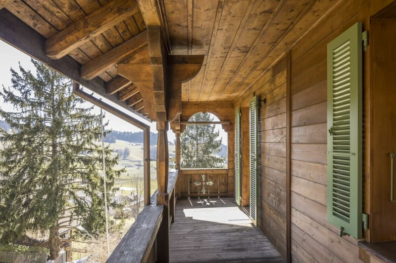 GROSSEN IMMOBILIEN - Charmantes Chalet mit See- und Bergsicht in Goldiwil (6)