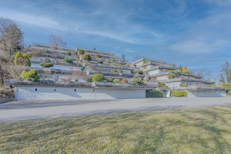 GROSSEN IMMOBILIEN - Exklusives 5.5-Zimmer-Terrassenhaus mit Panorama auf Aaretal und Berner Alpen (4)