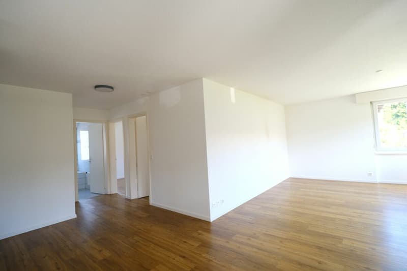 GROSSEN IMMOBILIEN - 3.5-Zimmer-Wohnung mit grossem Balkon und direktem Gartenzugang in Thierachern (5)