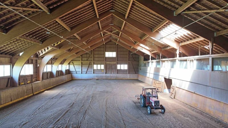 Tenant wanted! Reithalle Burgdorf incl. riding arena (4)