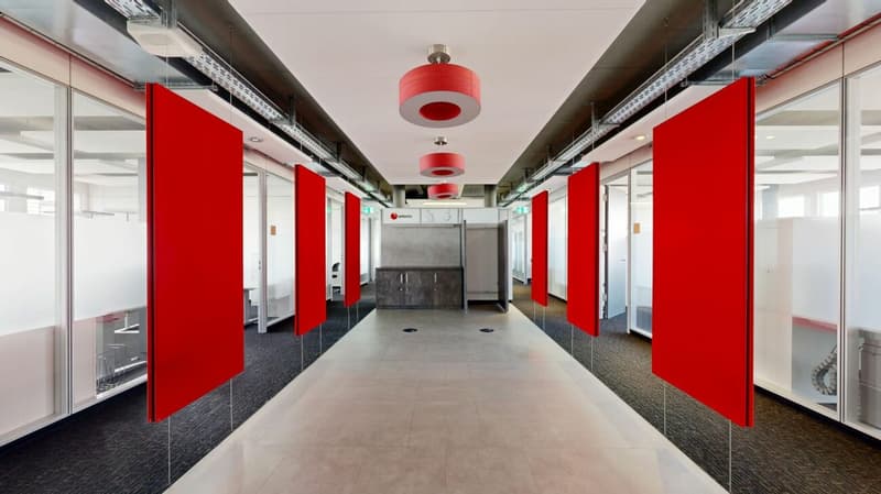 904 m2 d'espace commercial/bureaux (3)