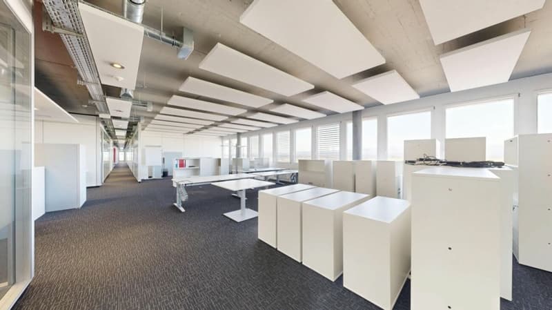 904 m2 d'espace commercial/bureaux (4)