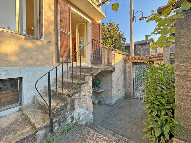 Ticino residential oasis with garden (12)