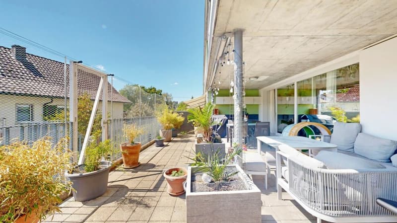 Moderne Wohnung mit Atelier in Neuenegg (15)