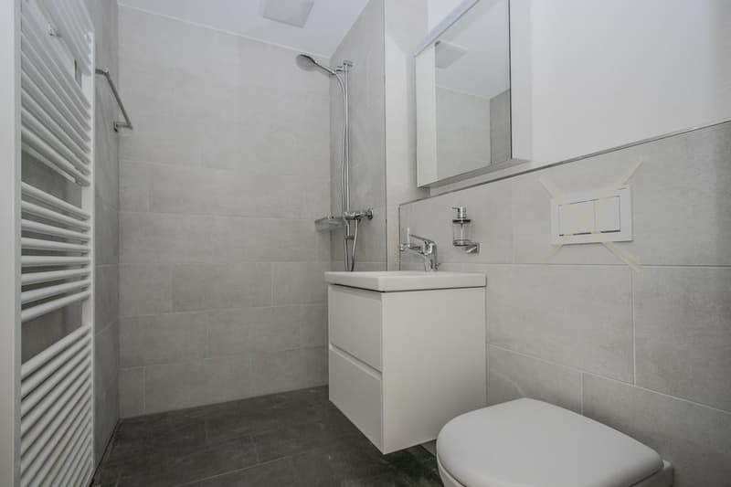 dusche_studio.jpg