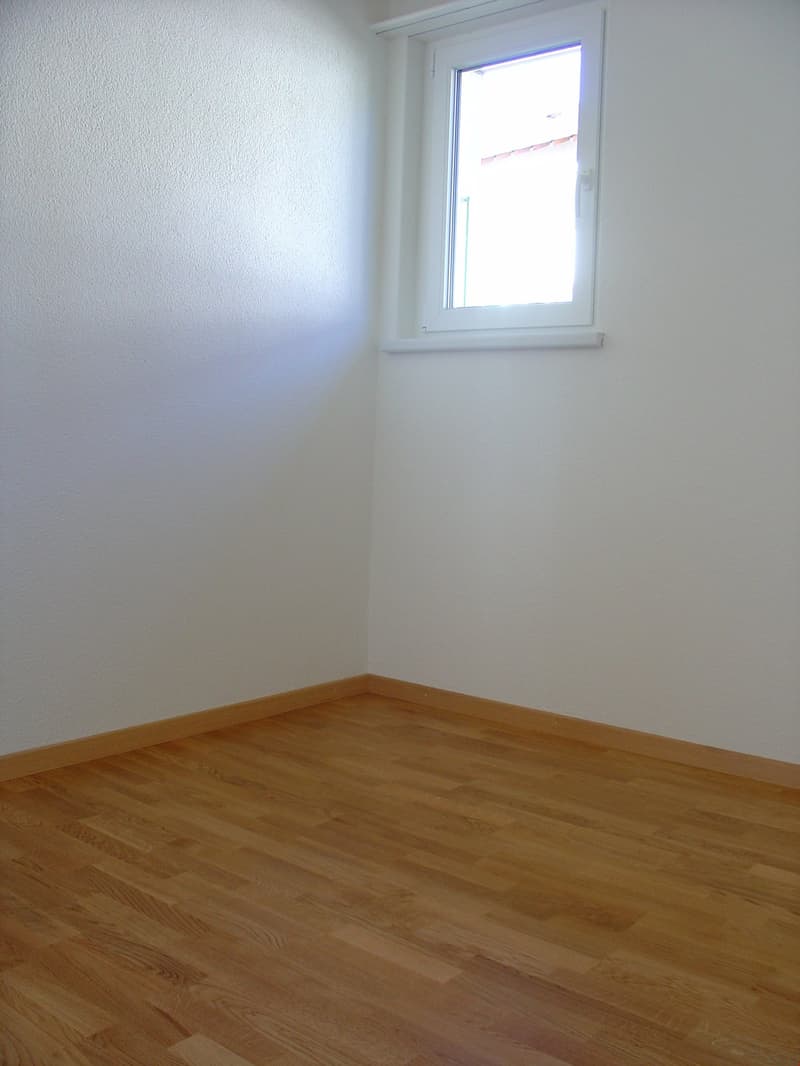 empty room, wooden floor, white walls, window