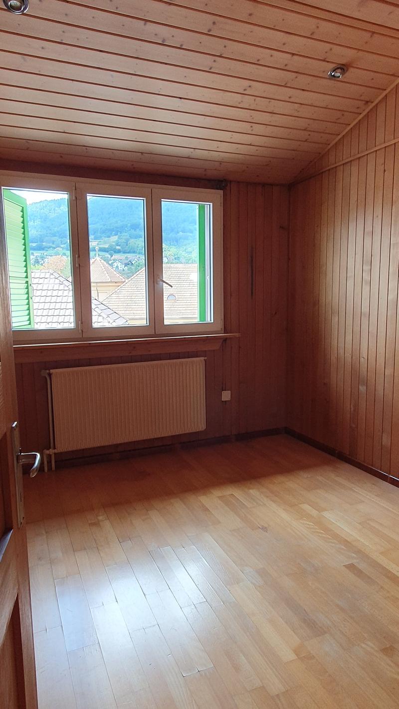 Appartement de 3 pièces à moins de trois minutes du centre-ville. (15)