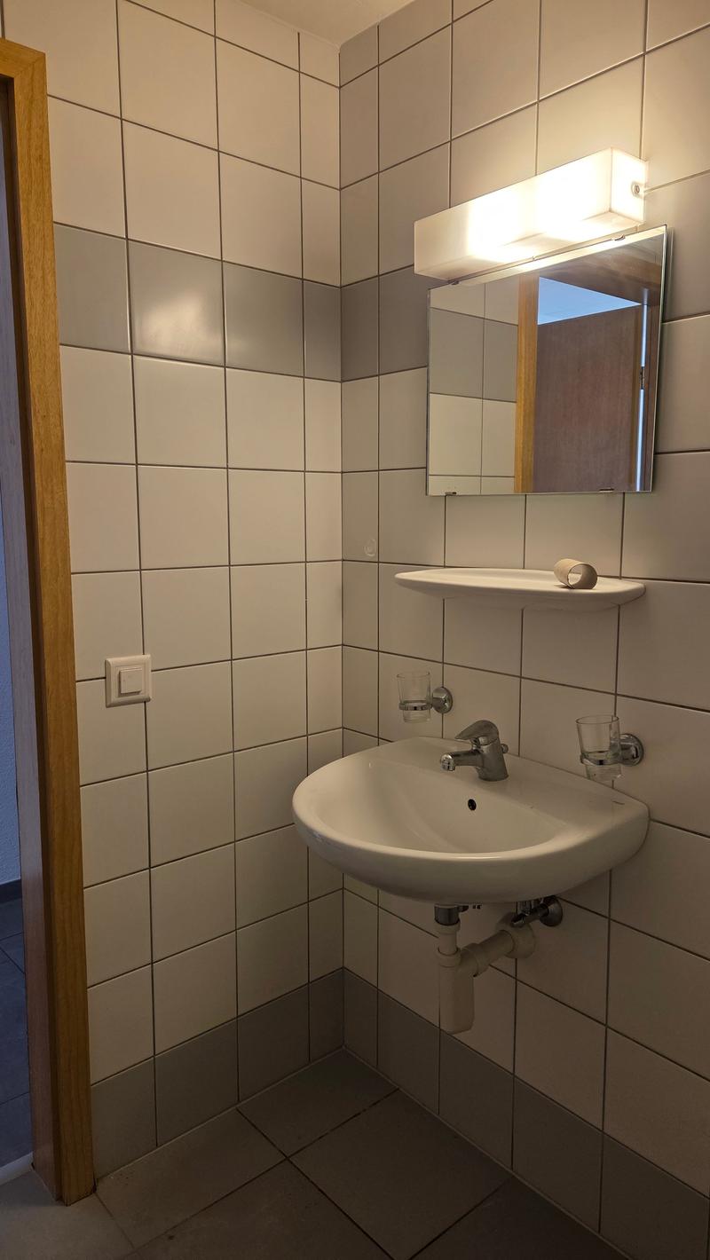 Logement en duplex situé entre le centre-ville et la gare CFF (14)