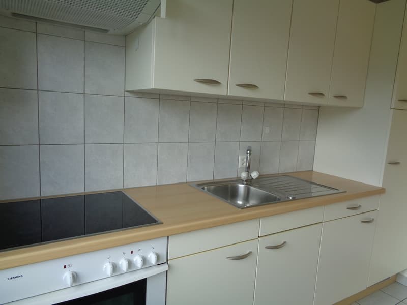 Appartement situé à proximité de la gare CFF (2)