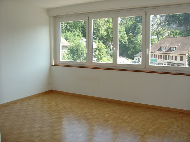 Appartement situé à proximité de la gare CFF (3)