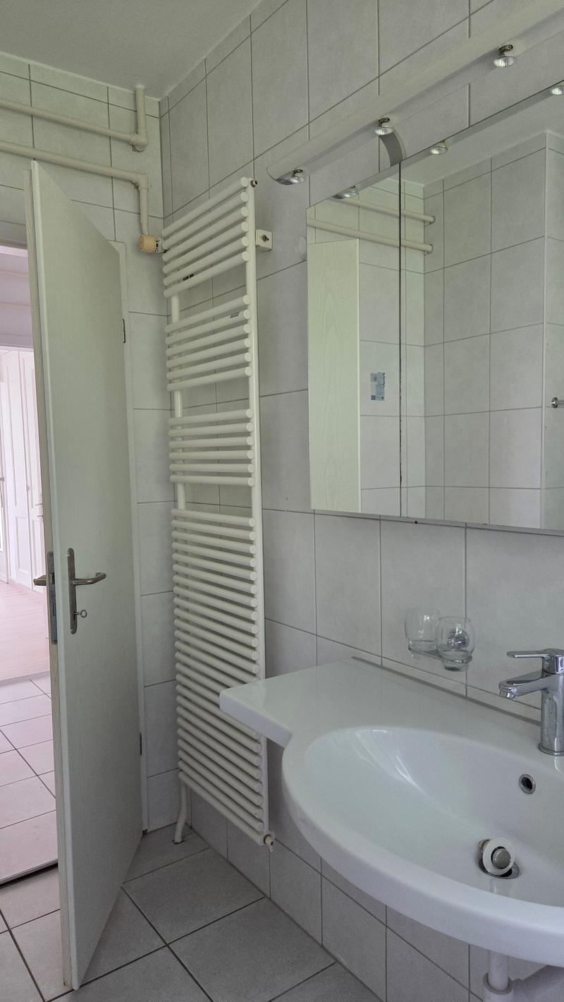 Appartement situé dans un petit immeuble de 4 logements. (9)