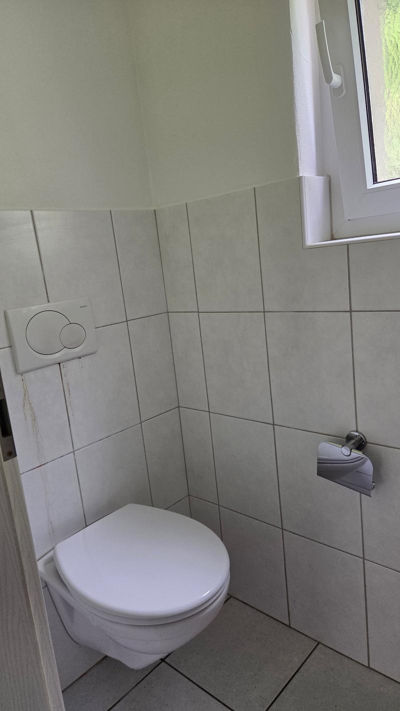 Appartement situé dans un petit immeuble de 4 logements. (11)