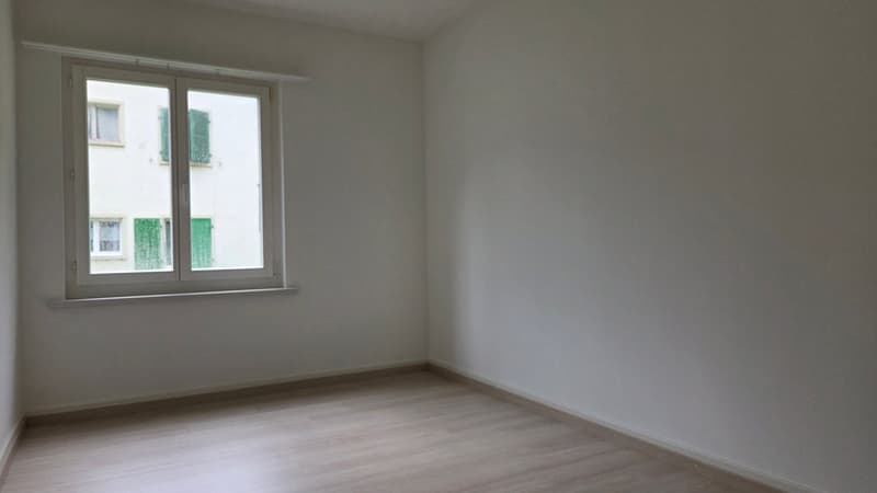 Appartement situé dans un petit immeuble de 4 logements. (3)