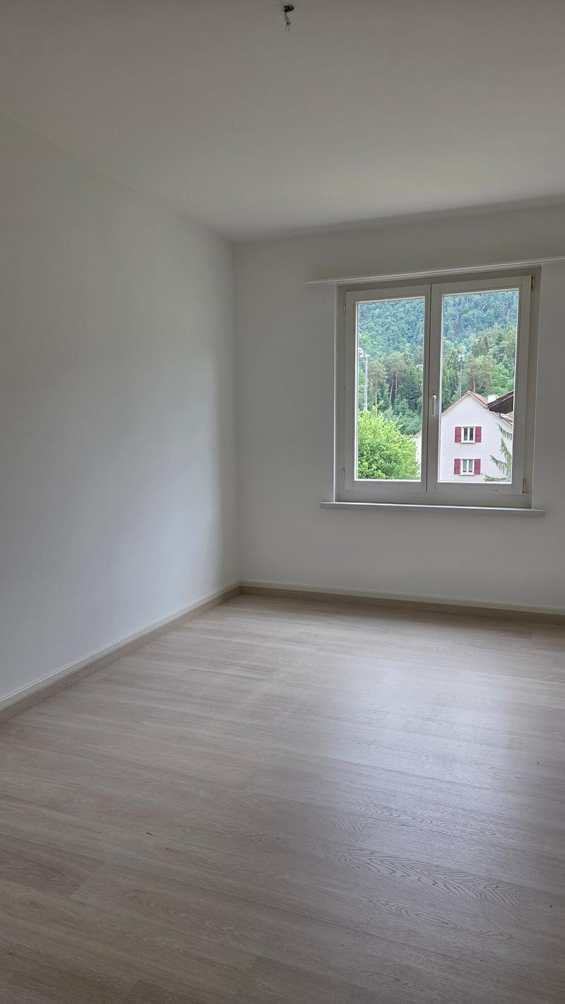 Appartement situé dans un petit immeuble de 4 logements. (6)