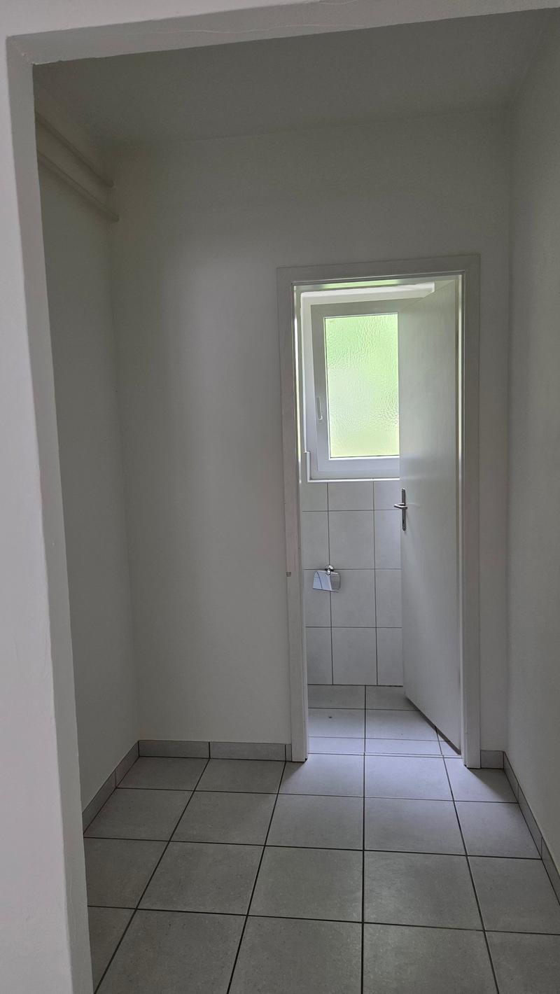 Appartement situé dans un petit immeuble de 4 logements. (10)