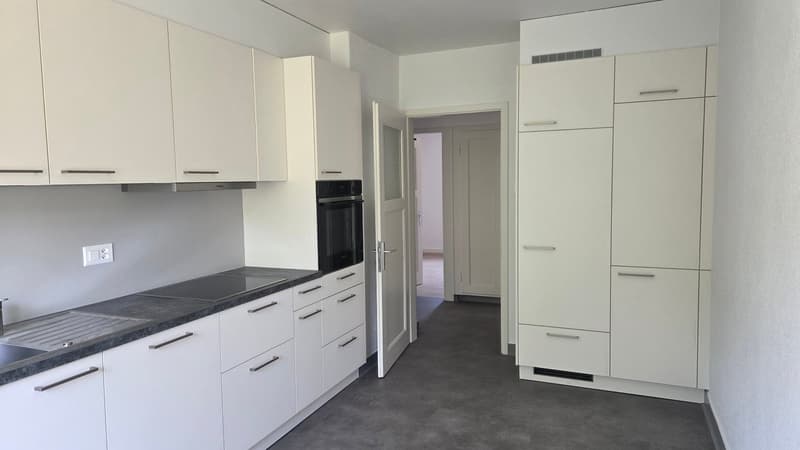 Appartement situé dans un petit immeuble de 3 étages. (3)
