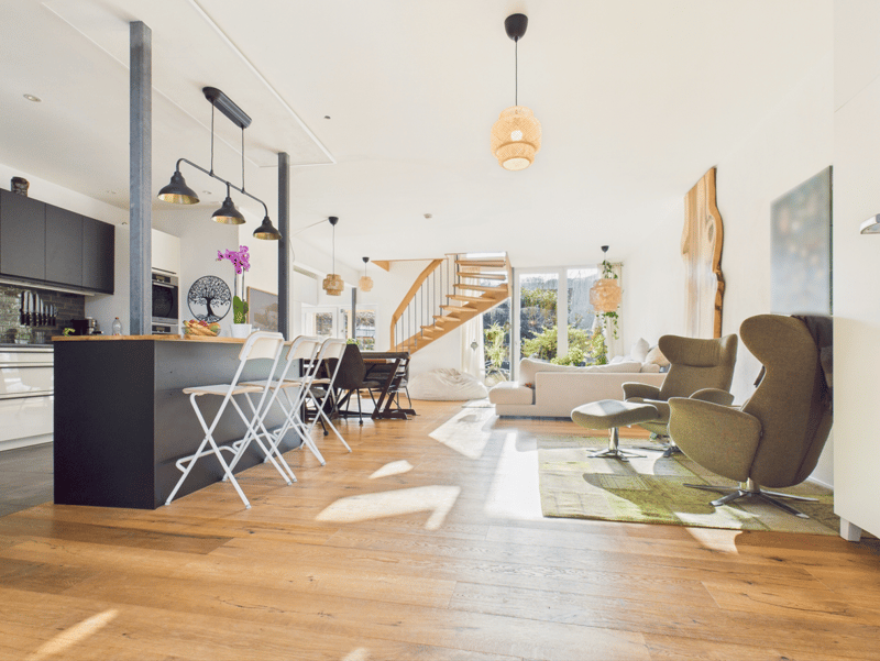 Exklusives Wohnensemble mit Scheune und Einliegerwohnung (2)
