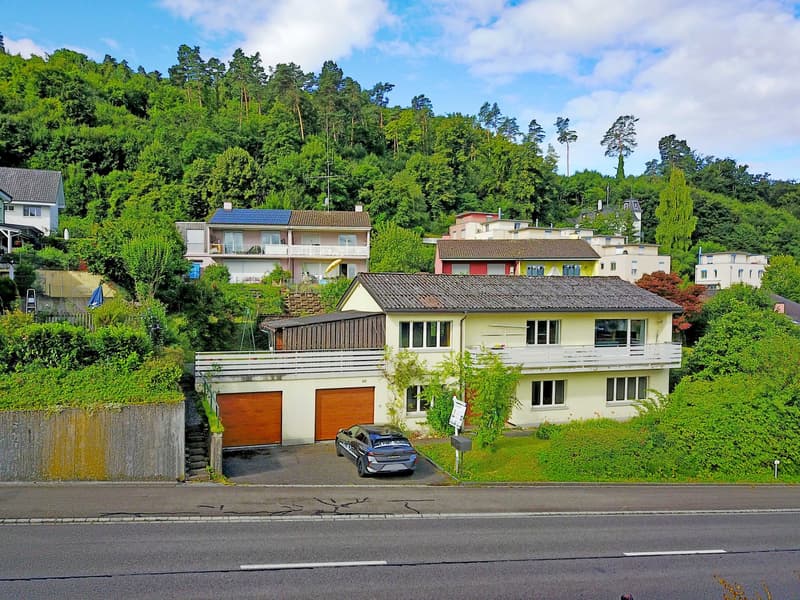 Einfamilienhaus mit Einliegerwohnung und viel Umschwung (5)