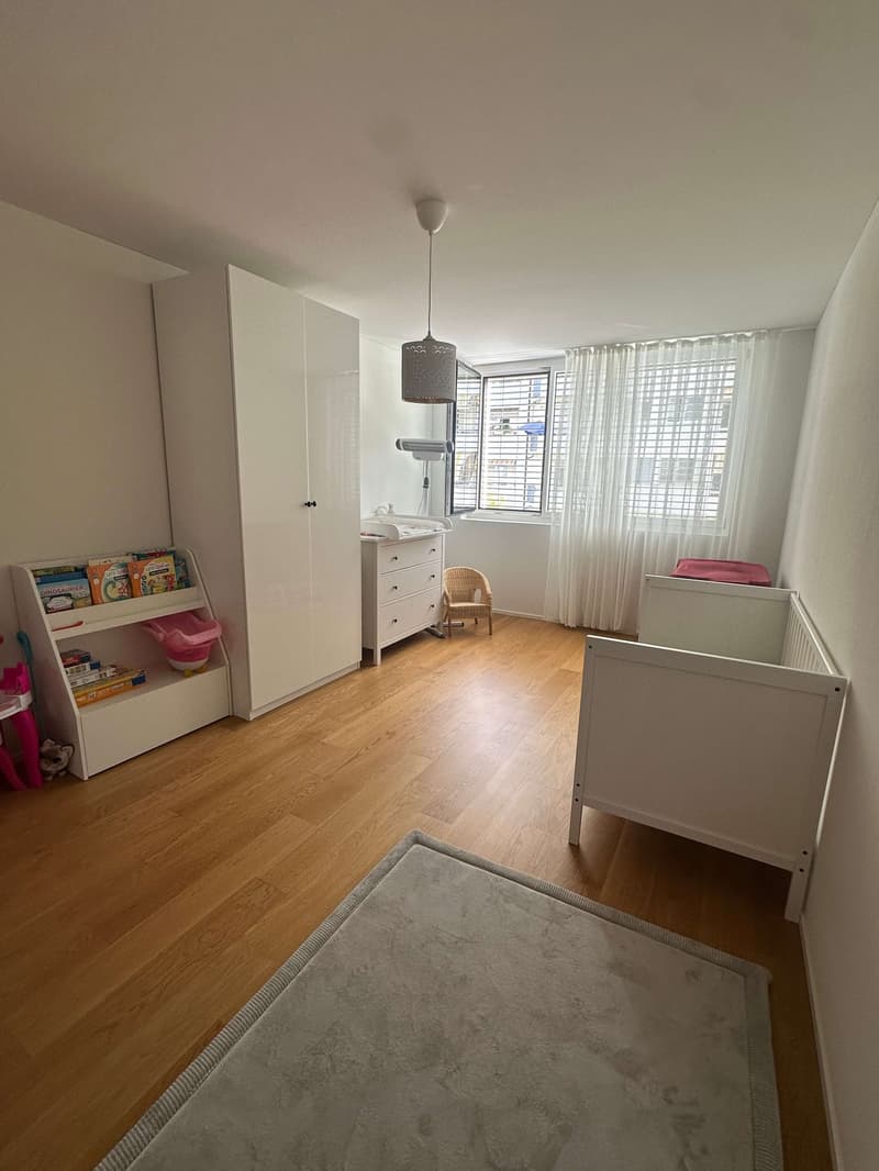 MODERNE 3,5 ZIMMER WOHNUNG MIT SÜDWEST-BALKON NAHE STADT UND RHEIN (7)