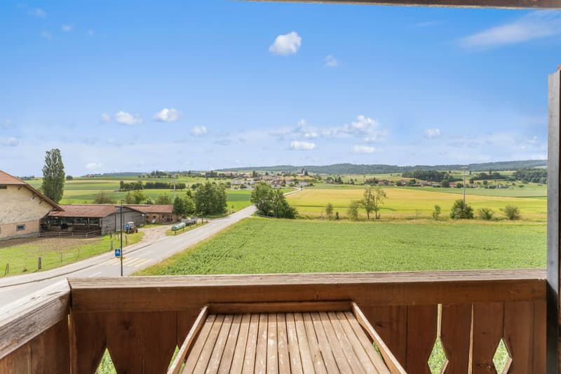 4.5-Zimmer-Maisonette mit Cheminée, Galerie und Weitsicht ins Grüne (13)