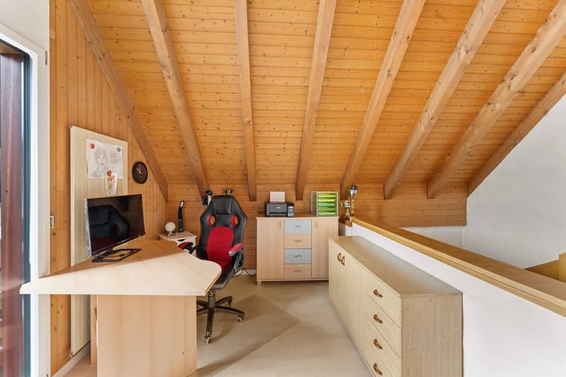Grosszügige 5.5-Zimmer-Maisonettewohnung mit Cheminée und Weitsicht (21)