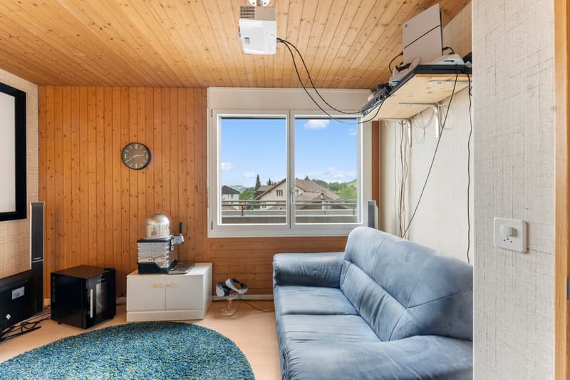 Grosszügige 5.5-Zimmer-Maisonettewohnung mit Cheminée und Weitsicht (14)