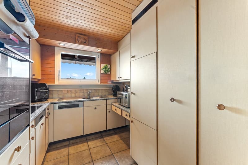 Grosszügige 5.5-Zimmer-Maisonettewohnung mit Cheminée und Weitsicht (11)