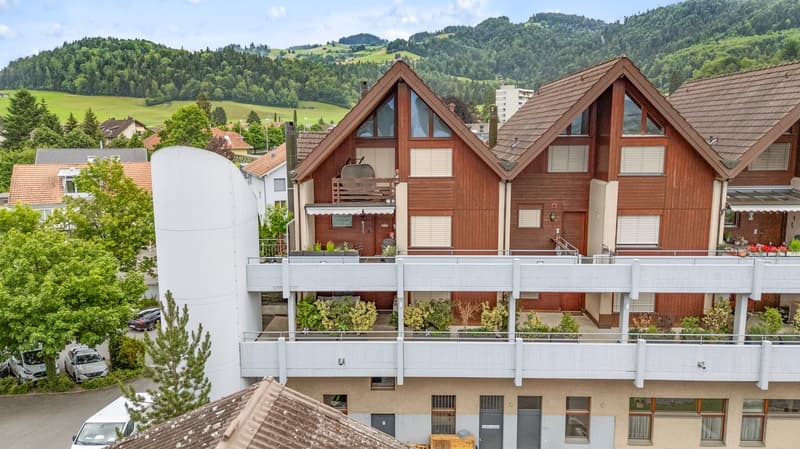 Grosszügige 5.5-Zimmer-Maisonettewohnung mit Cheminée und Weitsicht (35)