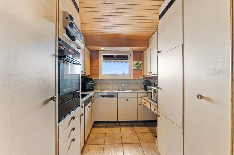 Grosszügige 5.5-Zimmer-Maisonettewohnung mit Cheminée und Weitsicht (10)